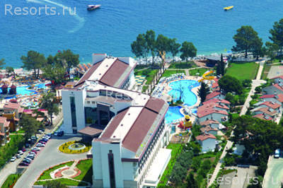 Maxim Resort Hotel 